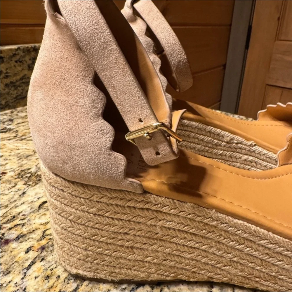 J by J. Crew scalloped tan suede platform espadrilles Size 10.5